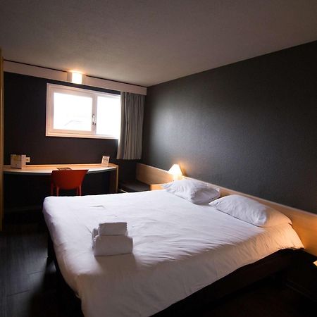Hotel Ibis Rennes Beaulieu Cesson-Sévigné Exteriér fotografie