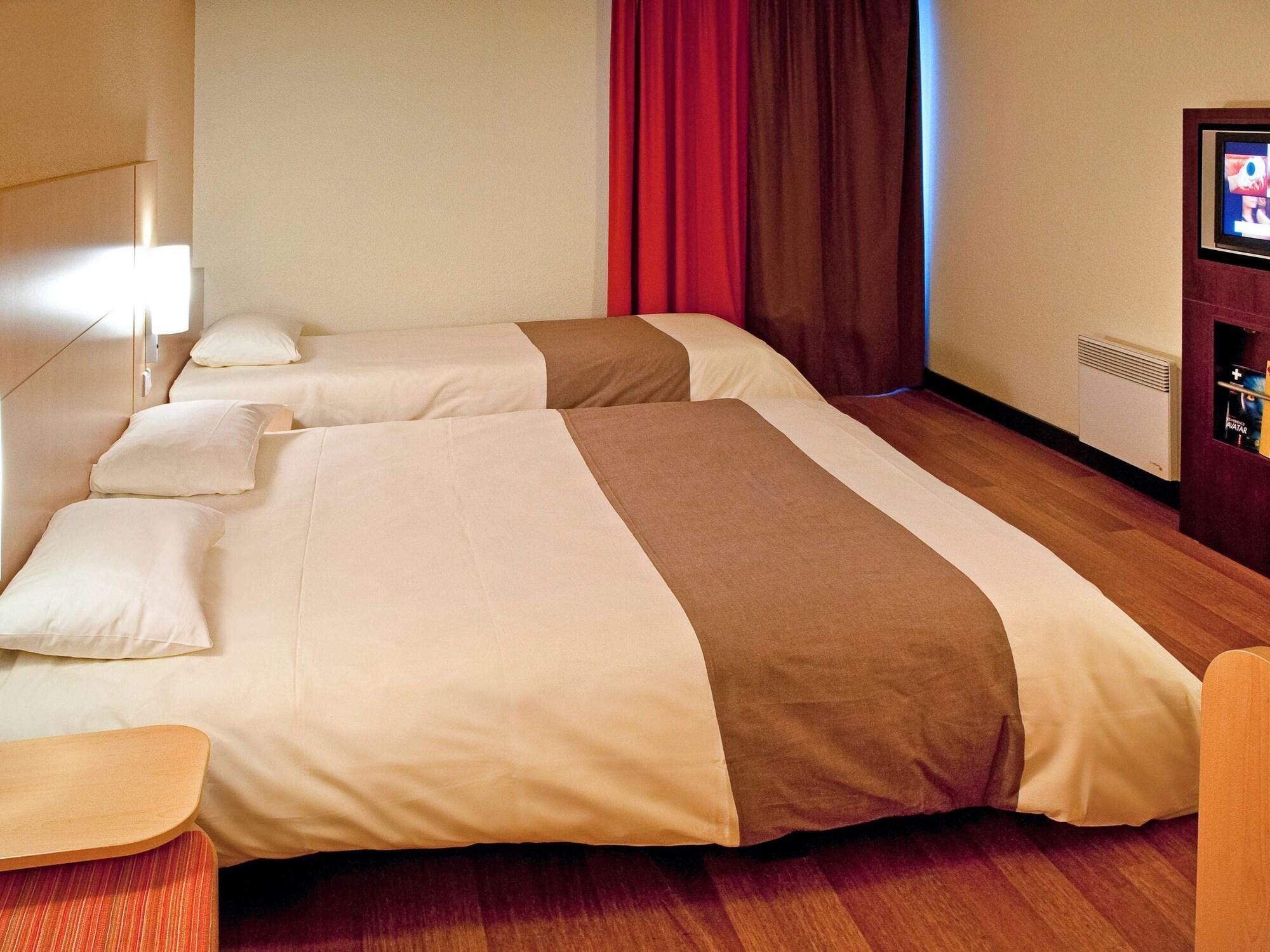 Hotel Ibis Rennes Beaulieu Cesson-Sévigné Exteriér fotografie