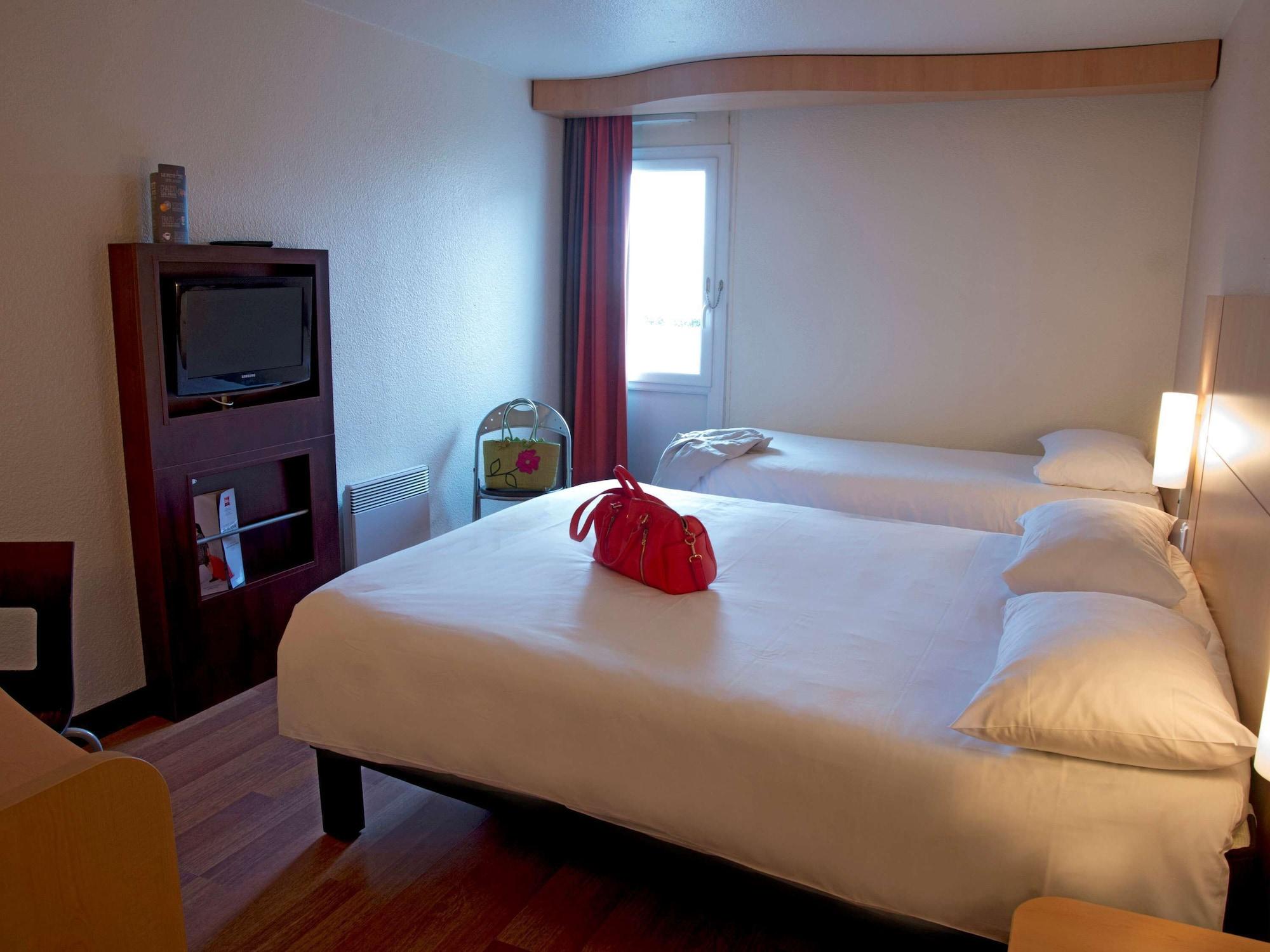 Hotel Ibis Rennes Beaulieu Cesson-Sévigné Exteriér fotografie