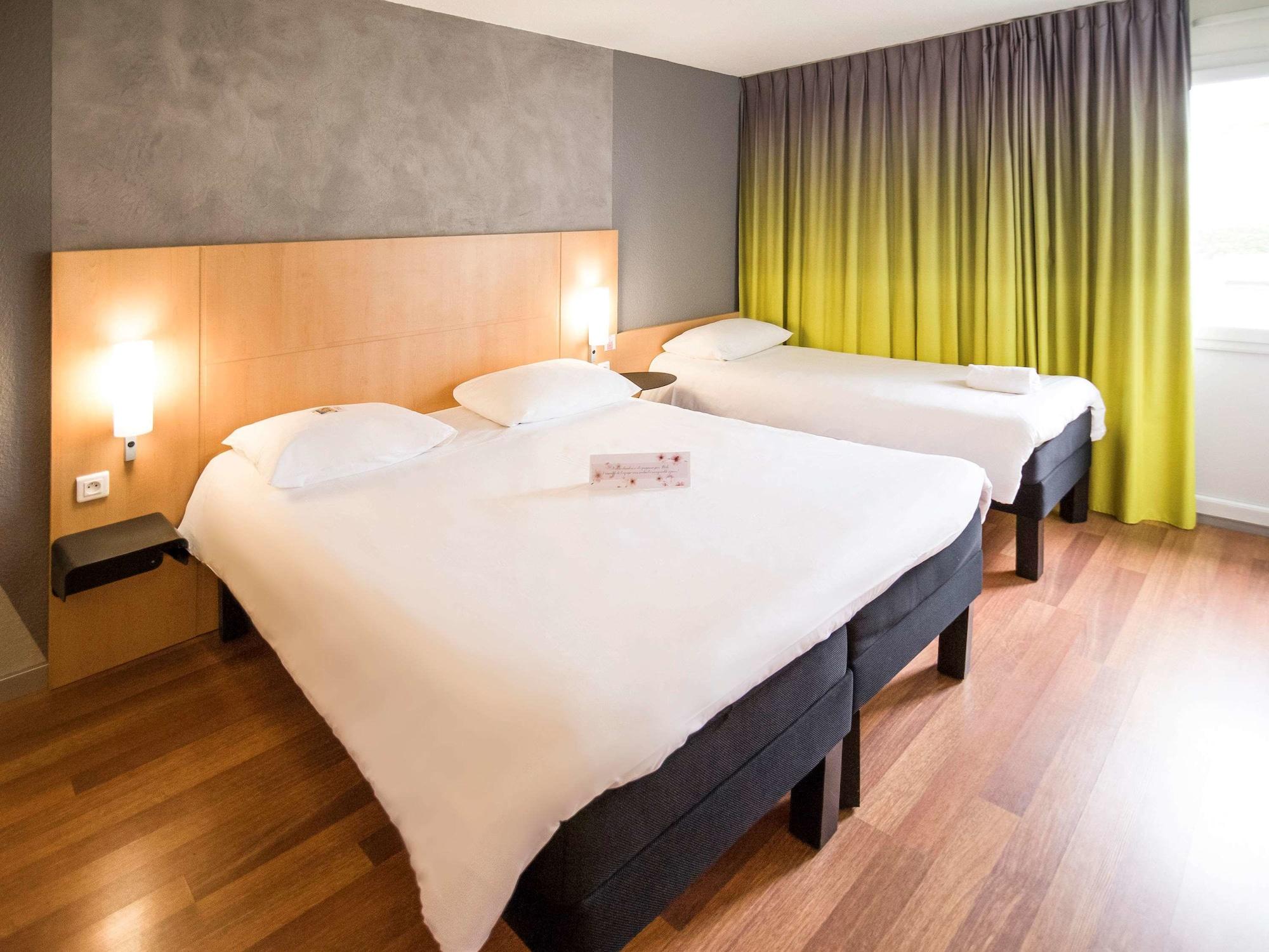 Hotel Ibis Rennes Beaulieu Cesson-Sévigné Exteriér fotografie