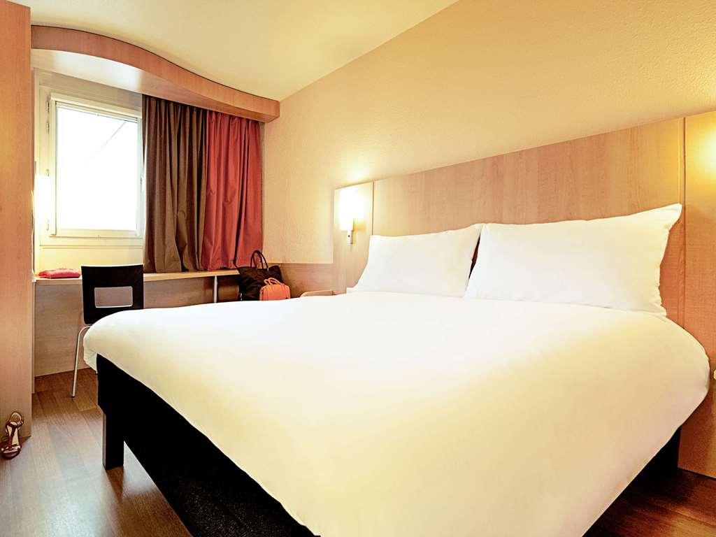 Hotel Ibis Rennes Beaulieu Cesson-Sévigné Pokoj fotografie