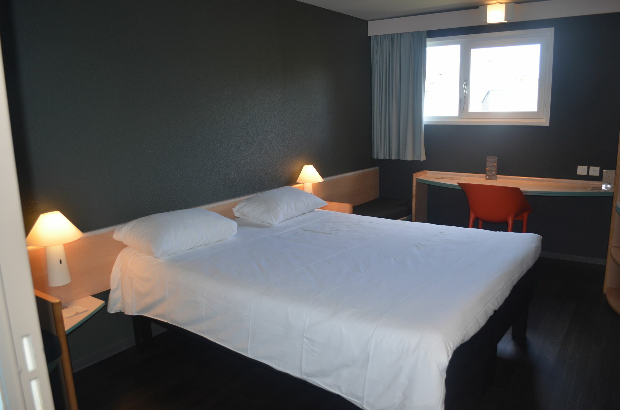 Hotel Ibis Rennes Beaulieu Cesson-Sévigné Exteriér fotografie