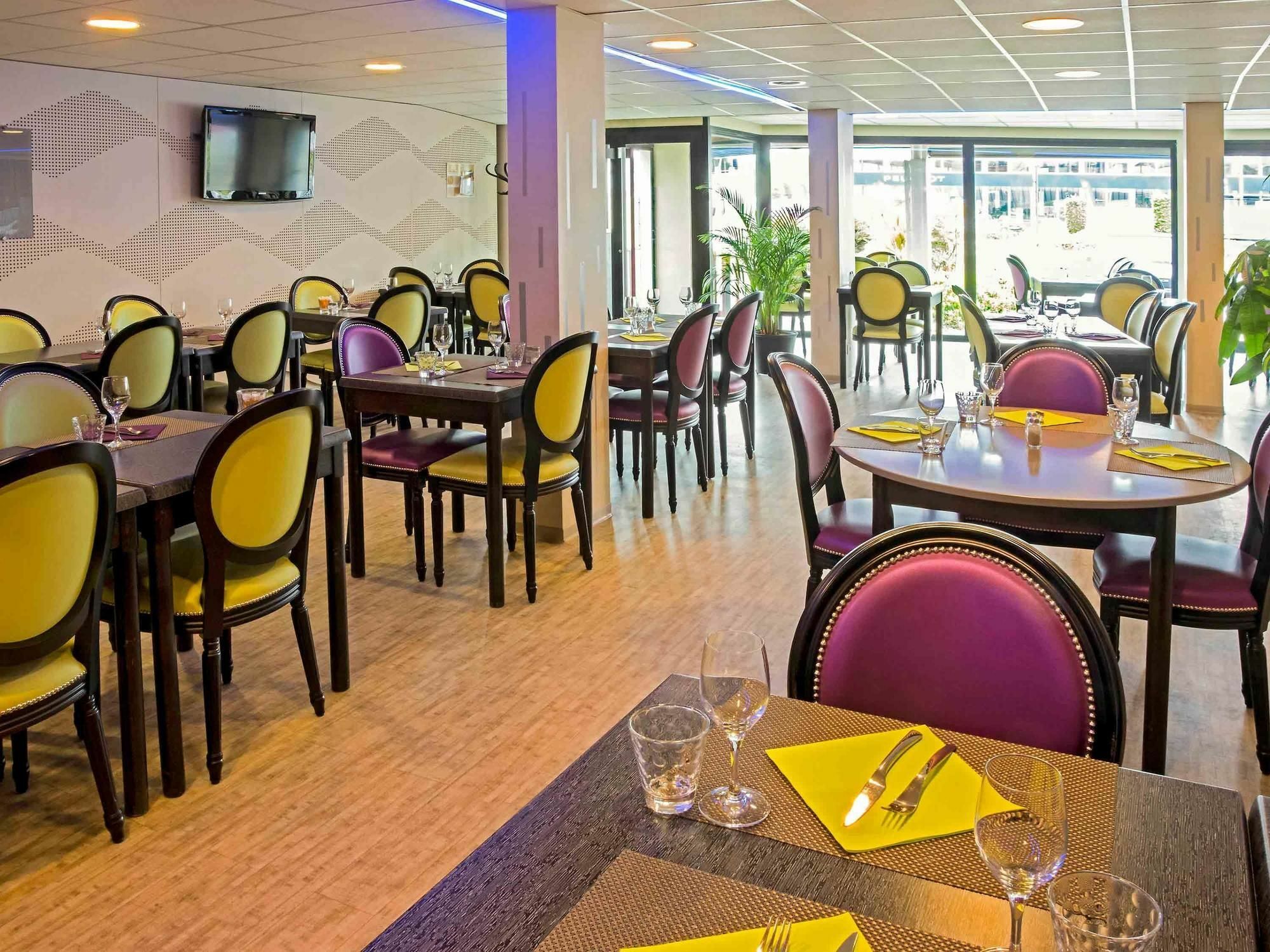 Hotel Ibis Rennes Beaulieu Cesson-Sévigné Exteriér fotografie